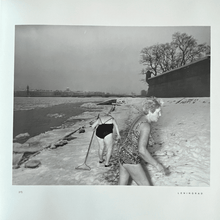 Load image into Gallery viewer, Carl De Keyzer - U.S.S.R | 1989 | C.C.C.P - Signed first edition Photography books First edition, first printing. Signed by Carl De Keyzer