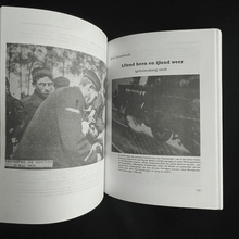 Load image into Gallery viewer, Kris Humbeeck & Jeroen Olyslaeghers (red.), Schrikkelijk Spoorweg Ongeluk. 20 jaar Restant Blicero Books