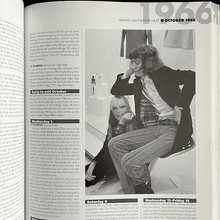 Load image into Gallery viewer, Richie Unterberger - White Light / White Heat. The Velvet Underground Day-By-Day Chronicle Blicero Books