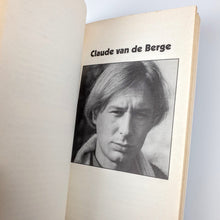 Load image into Gallery viewer, 10 Modern Essays From Flanders Claude van de Berge Blicero Books