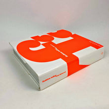 Load image into Gallery viewer, Colin McDowell - fashion today Book Blicero Books