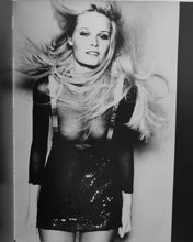 Load image into Gallery viewer, Colin McDowell - fashion today Book Blicero Books