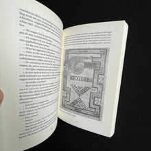 Load image into Gallery viewer, Erik Bindervoert & Robert-Jan Henkes - Finnegancyclopedie Essays Blicero Books