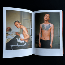 Load image into Gallery viewer, Luo Yang - Catalog Exhibition Catalog Limited edition of 300 copies