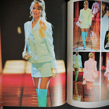 Load image into Gallery viewer, Richard Avedon - Gianni Versace Blicero Books