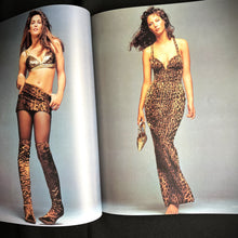 Load image into Gallery viewer, Richard Avedon - Gianni Versace Blicero Books