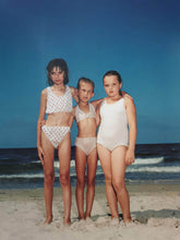 Load image into Gallery viewer, Rineke Dijkstra - Beach Portraits Book Scarce