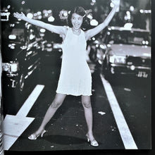 Load image into Gallery viewer, Sisley Blicero Books