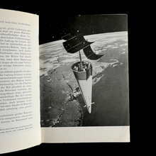 Load image into Gallery viewer, Wernher von Braun - Start in den Weltraum
