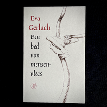 Load image into Gallery viewer, Cover Eva Gerlach, Een bed van mensenvlees, eerste druk
