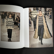 Load image into Gallery viewer, Dries van Noten LookBook - Men Autumn Winter  2017/18
