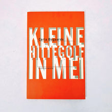 Load image into Gallery viewer, Carla Boogaards - Kleine hittegolf in mei Book Nederlands
