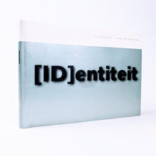 Load image into Gallery viewer, [ID]entiteit - 7de zomer van de fotografie / Antwerpen Catalog Limited Edition
