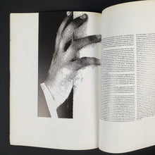 Load image into Gallery viewer, La recherche photographique - Roland Barthes Periodical Rare
