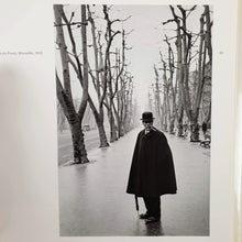 Load image into Gallery viewer, Peter Galassi - Henri Cartier-Bresson: premières photos Book Blicero Books
