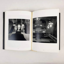 Load image into Gallery viewer, Péter Nadas -Een zweem van licht Book Blicero Books
