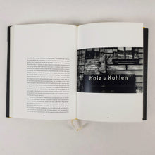 Load image into Gallery viewer, Péter Nadas -Een zweem van licht Book Blicero Books
