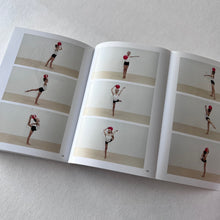 Load image into Gallery viewer, Rineke Dijkstra - Figuren/Figures Book Scarce
