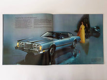 Load image into Gallery viewer, Thunderbird 1973 brochure Brochure Blicero Books
